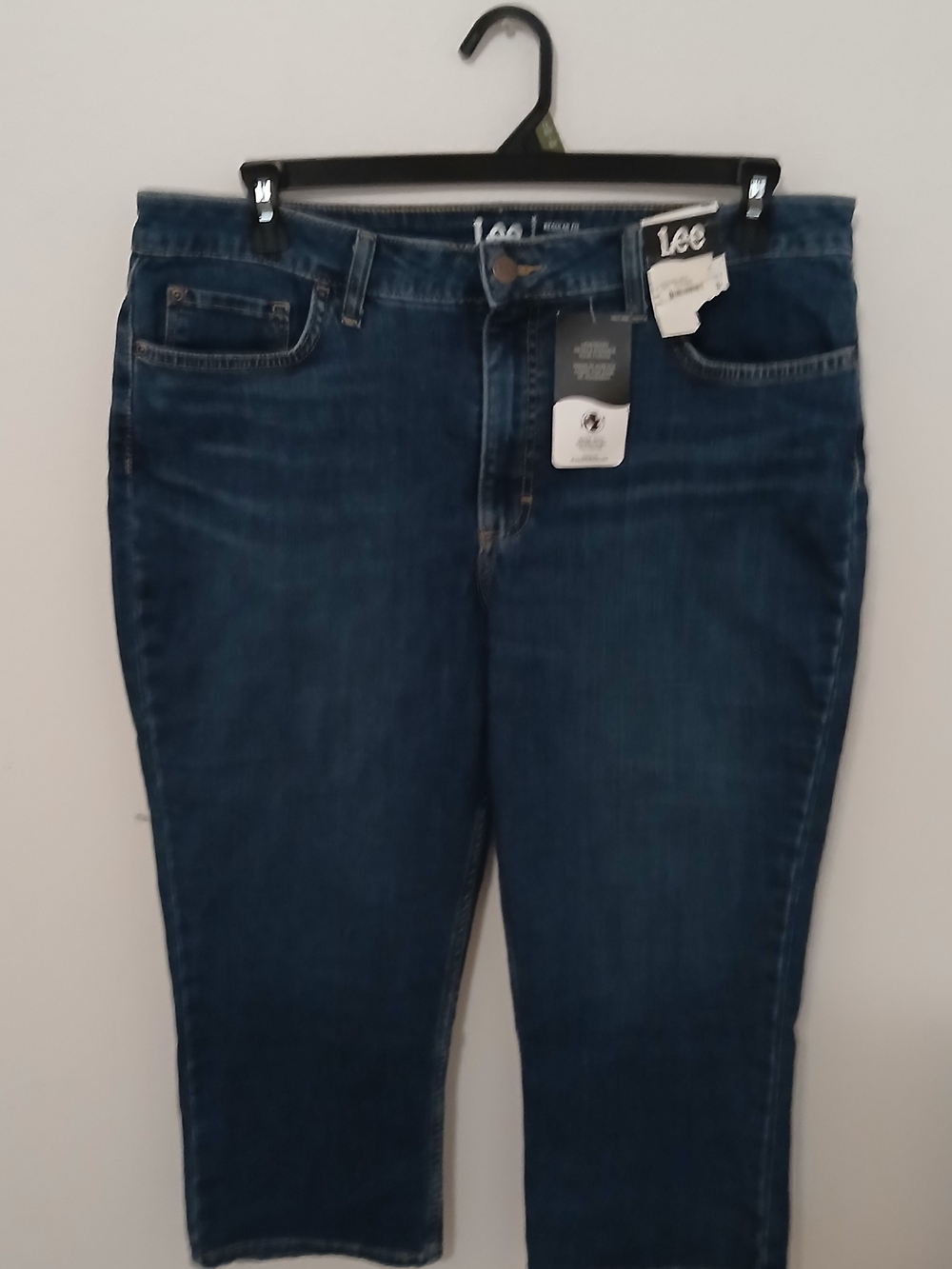 Lee Women's Dark Blue Capris Denim Pants